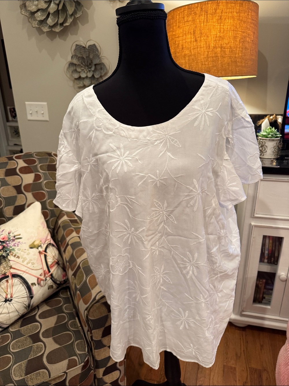 LOFT White Floral Eyelet Short-Sleeve Tunic